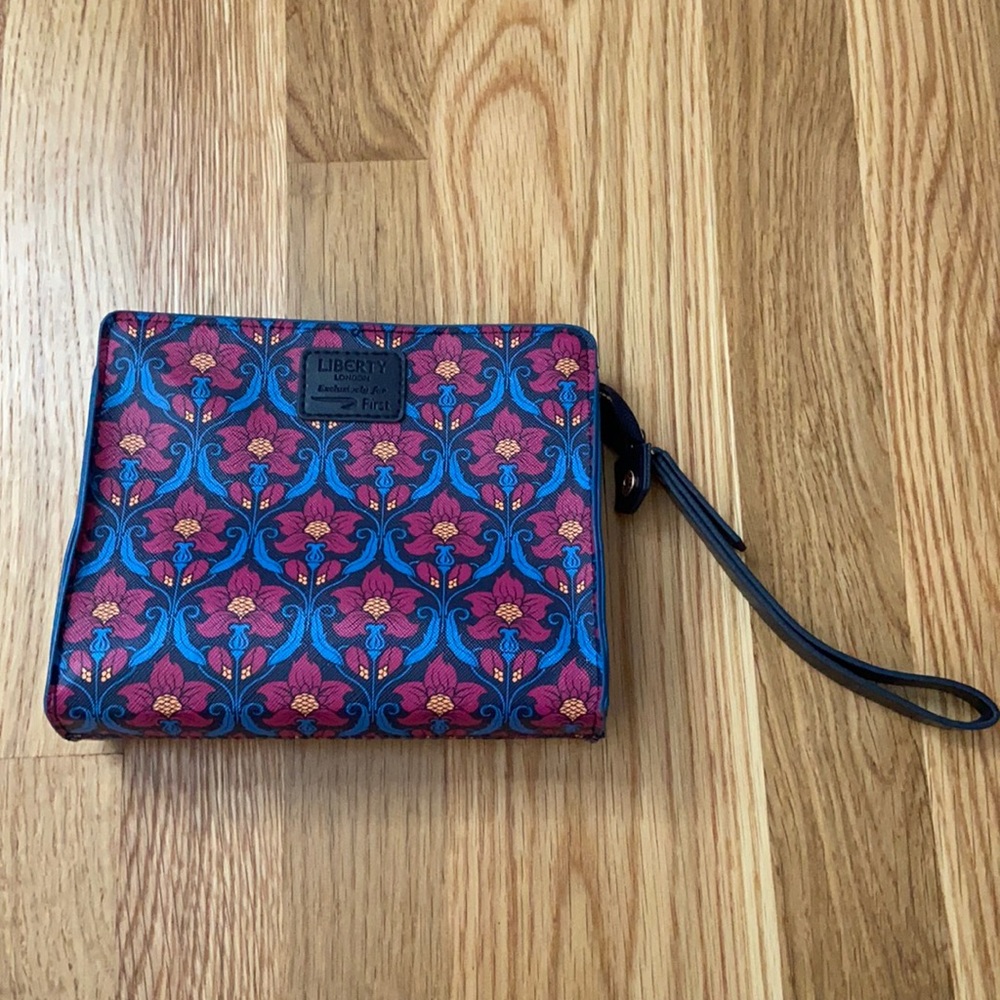 New Liberty London Cosmetic Bag / Wrislet